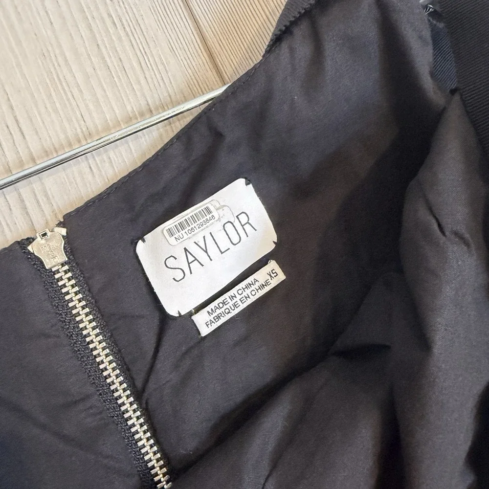 Saylor Maryl midi dress featuring an open-stitch lace Bow‎ & Zipper Back Size XS - Picture 6 of 12